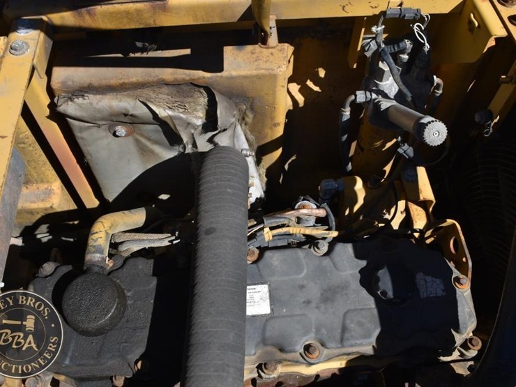 2007-caterpillar-328d-lcr-image-60