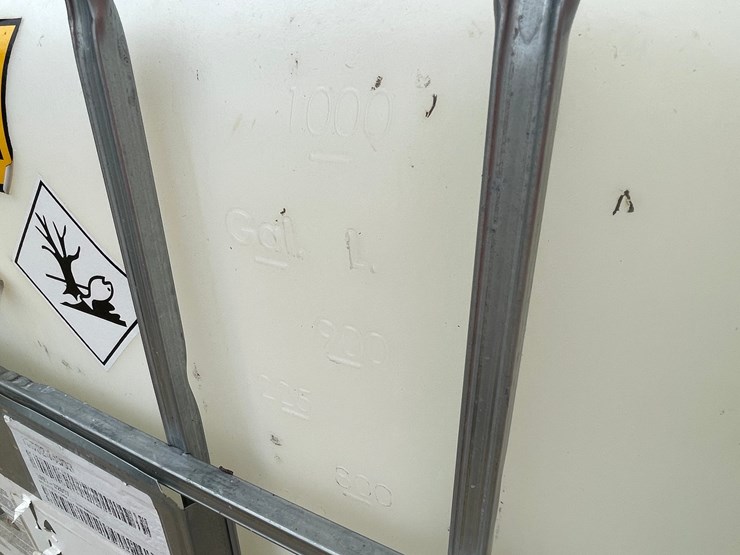 #3044-•-caged-poly-water-totes-image-10