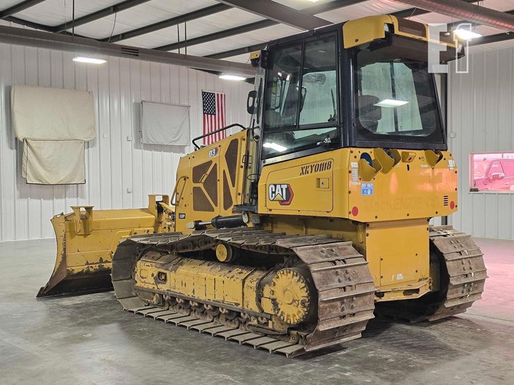 2021-caterpillar-d3-lgp-image-4