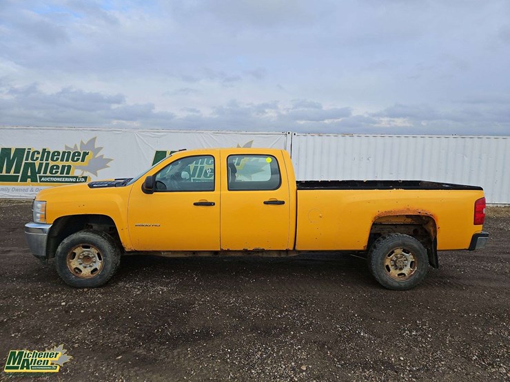 2012-chevrolet-silverado-2500hd-image-8