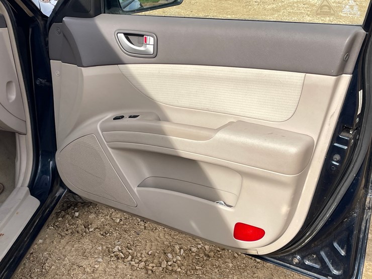 #203-•-2008-hyundai-sonata-(has-wi-title)-image-79