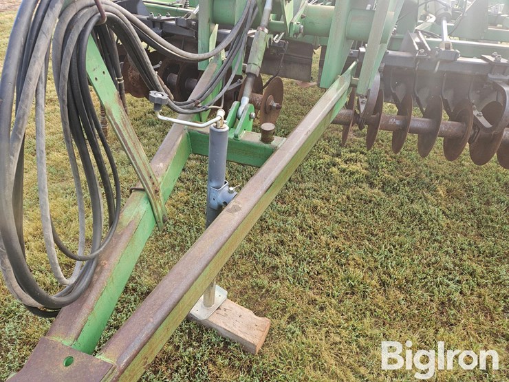 john-deere-726-image-10