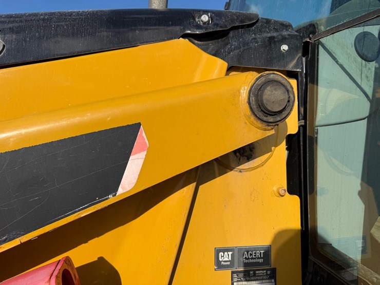 caterpillar-420e-image-22