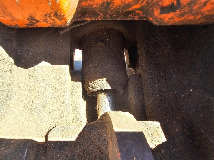 deere-60g-image-63