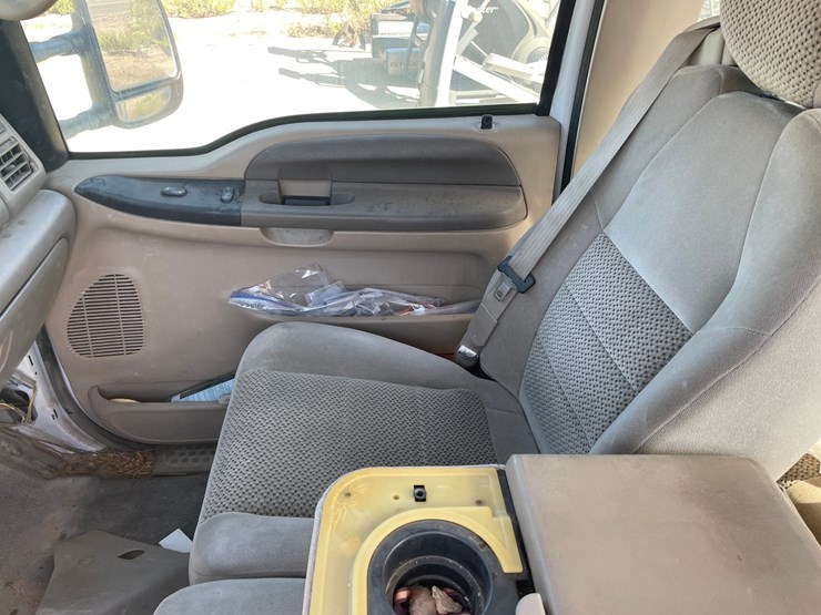 2001-ford-f250-image-30