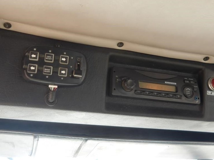 2015-western-star-4800-image-45