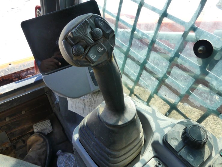 kubota-svl75-3-image-15