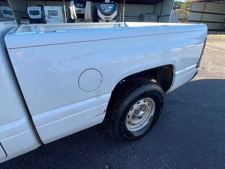 #2760-•-2001-dodge-ram-(title-in-delay)-image-14