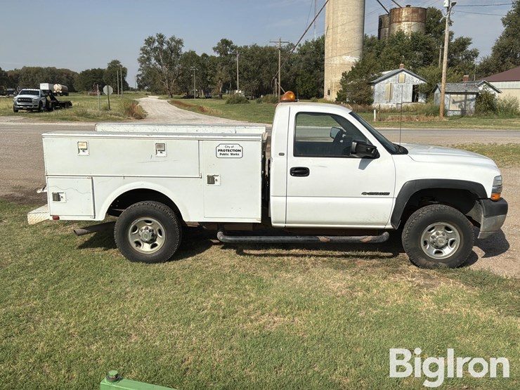 2001-chevrolet-silverado-2500-image-4