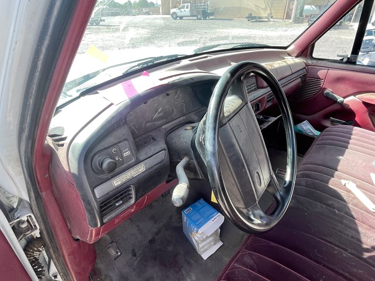 1995-ford-f150-image-30