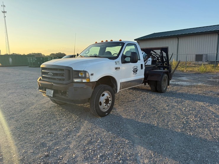 2002-ford-f450-image-1