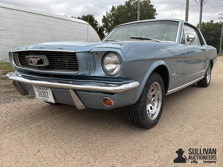 1966-ford-mustang-2-door-hardtop-coupe-image-9
