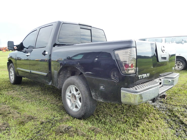2004-nissan-titan-image-4