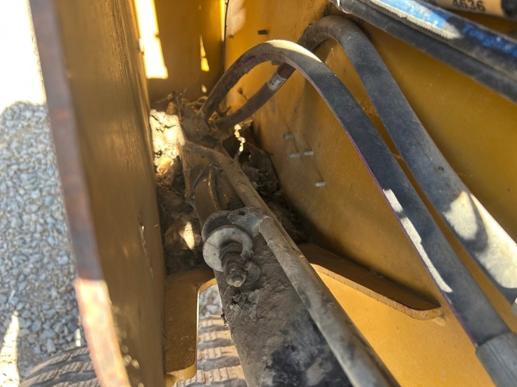 caterpillar-299d-image-21