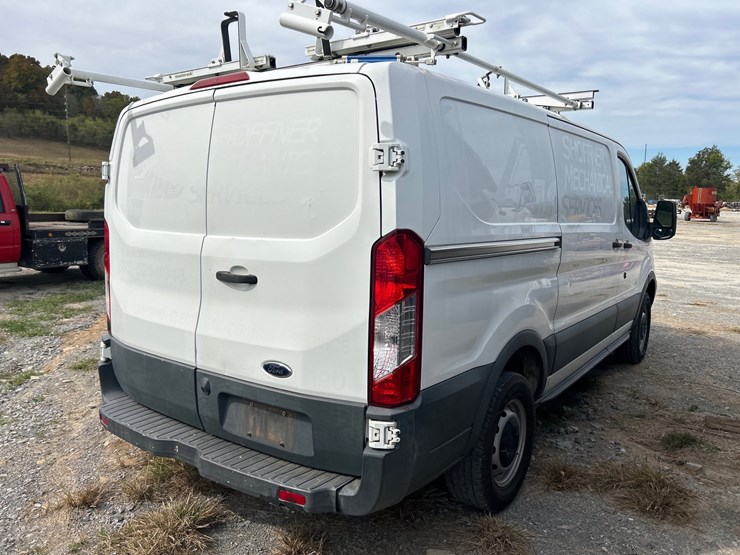 2016-ford-transit-image-6