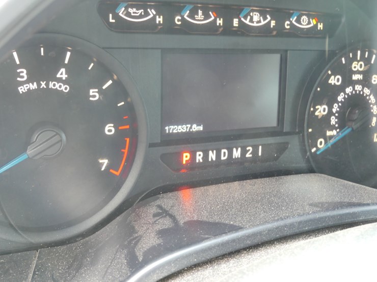 2017-ford-f150-xl-image-14