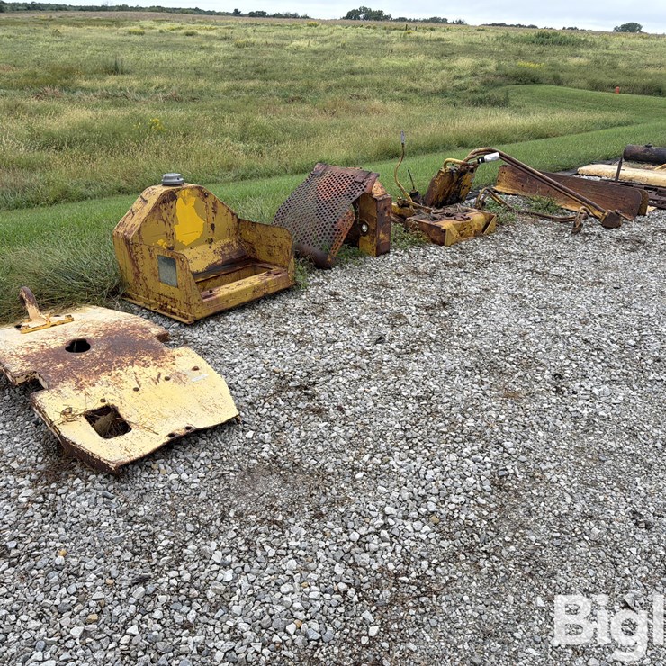 CATERPILLAR D4