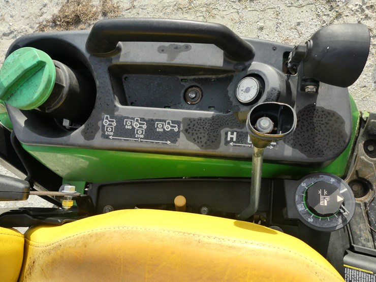 john-deere-1025r-image-14