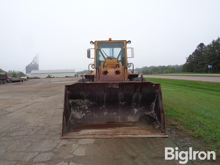 1974-caterpillar-950-image-2