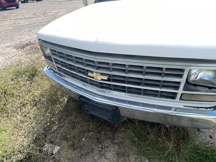 #2773-•-1991-chevrolet-stake-truck-(has-nm-title)(offsite-at-nmsu)-image-18