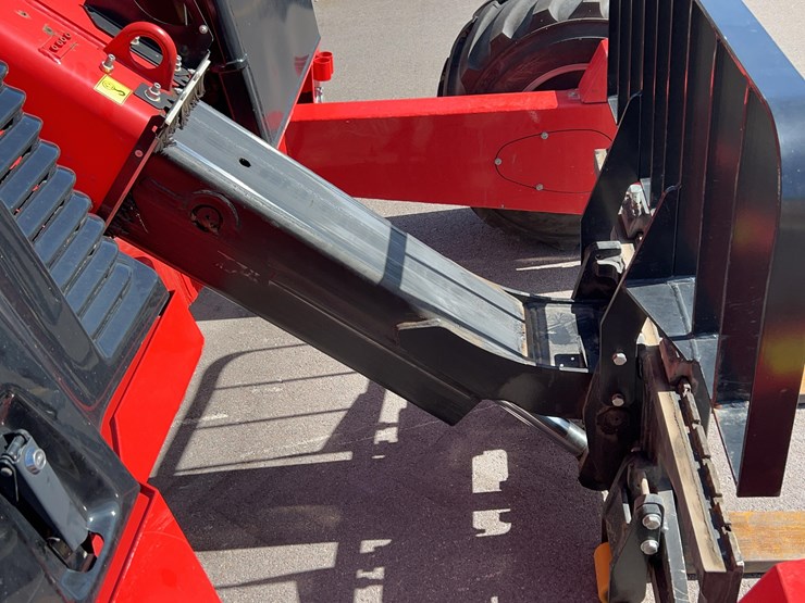 2024-manitou-tmt55ht-image-16
