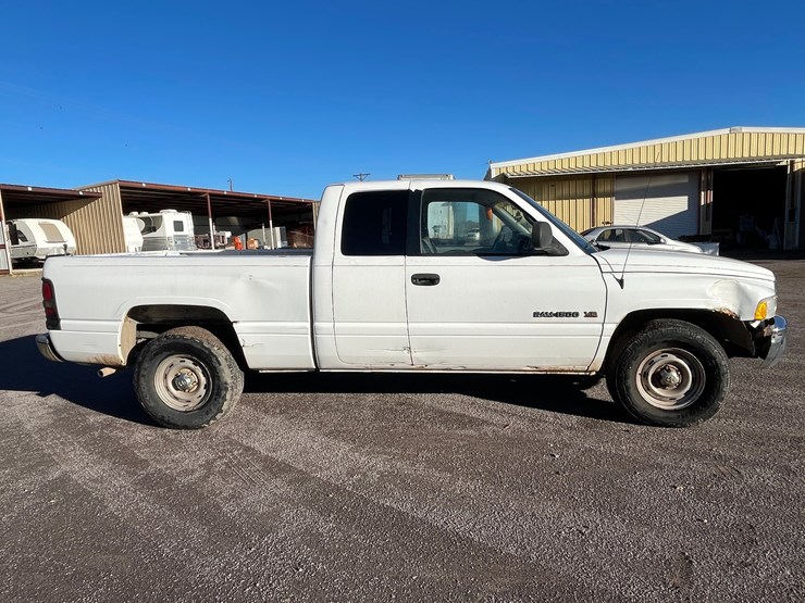 #2760-•-2001-dodge-ram-(title-in-delay)-image-69
