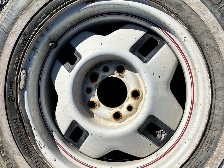 p205/70r15-/-5-lug-wheel-image-2