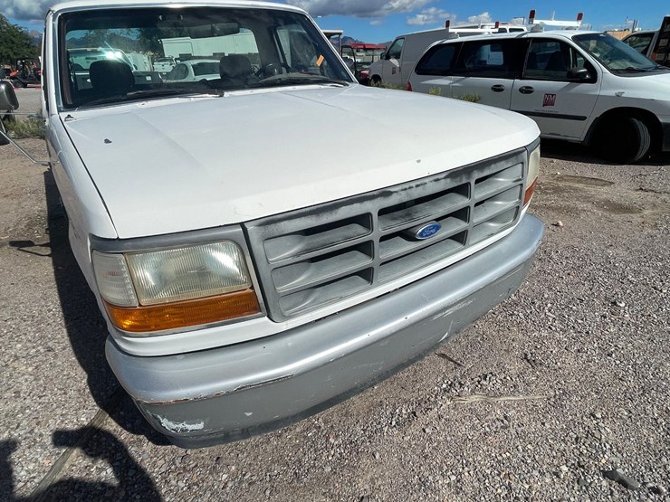1995-ford-f150-image-18