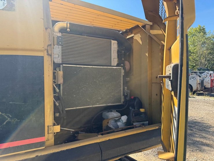 2005-caterpillar-320cl-image-21