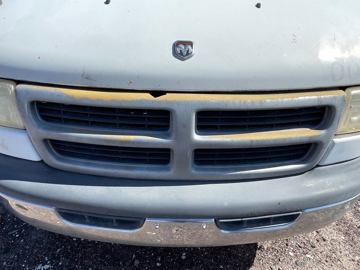 #2753-•-2000-dodge-ram-(title-in-delay)-image-43