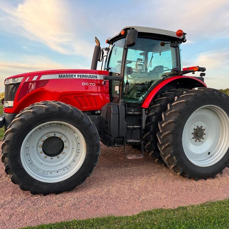 MASSEY-FERGUSON 8670