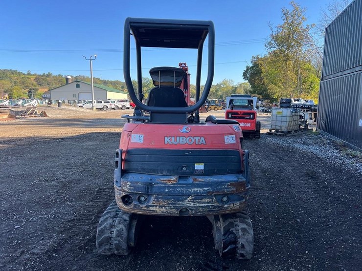 2011-kubota-kx71-3-image-5