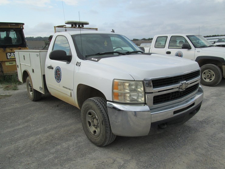 2007-chevrolet-2500hd-image-2
