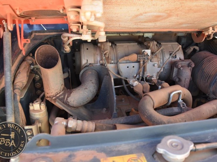2023-kubota-svl75-2-image-42