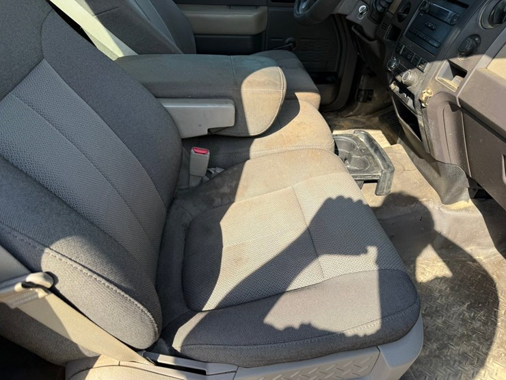 2010-ford-f150-image-46
