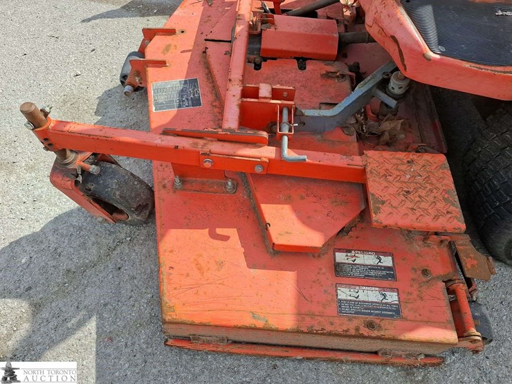 2011-kubota-f3080-image-14