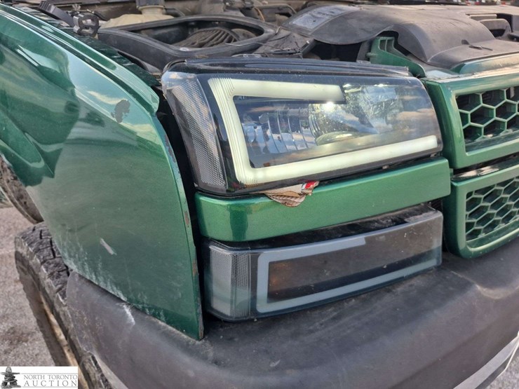 2005-chevrolet-silverado-2500hd-image-38