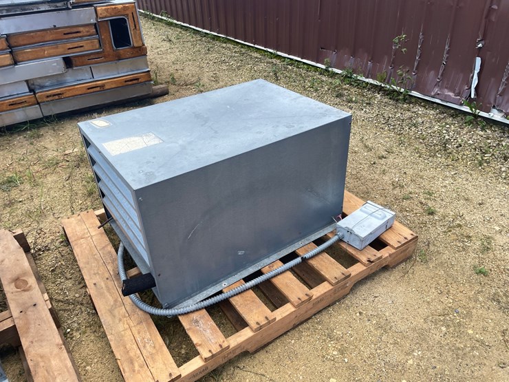 #1269-•-(1)-walk-in-cooler-and-(1)-freezer-image-35