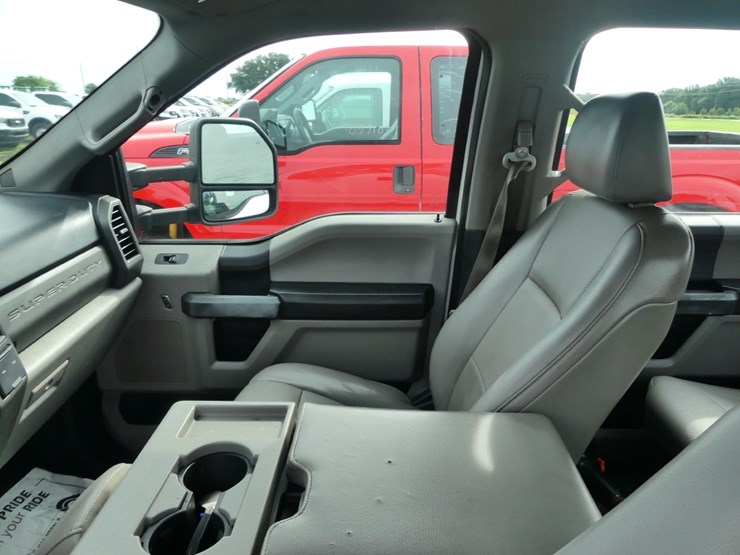2017-ford-f250-xl-image-12