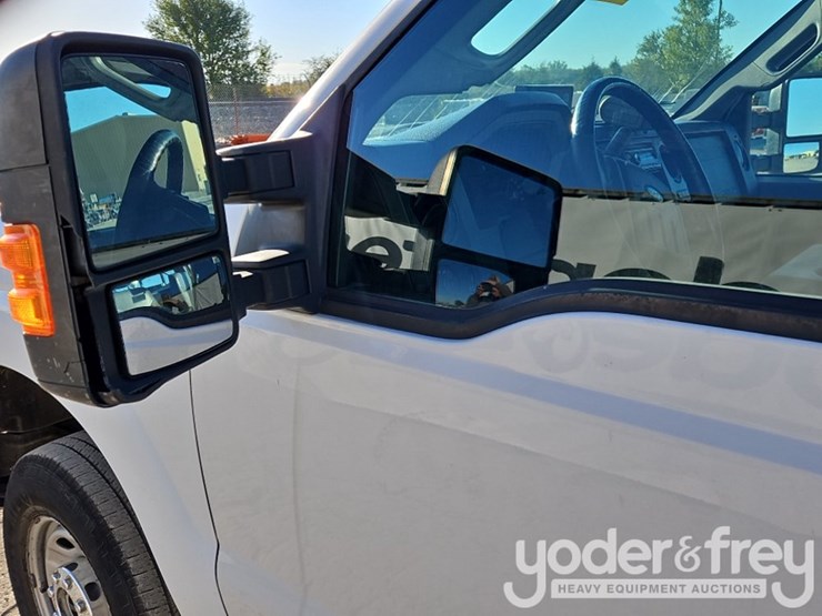 2013-ford-f350-sd-image-18