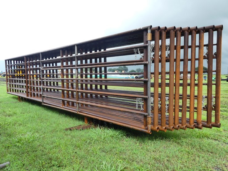(10)-24'-free-standing-panels-image-1