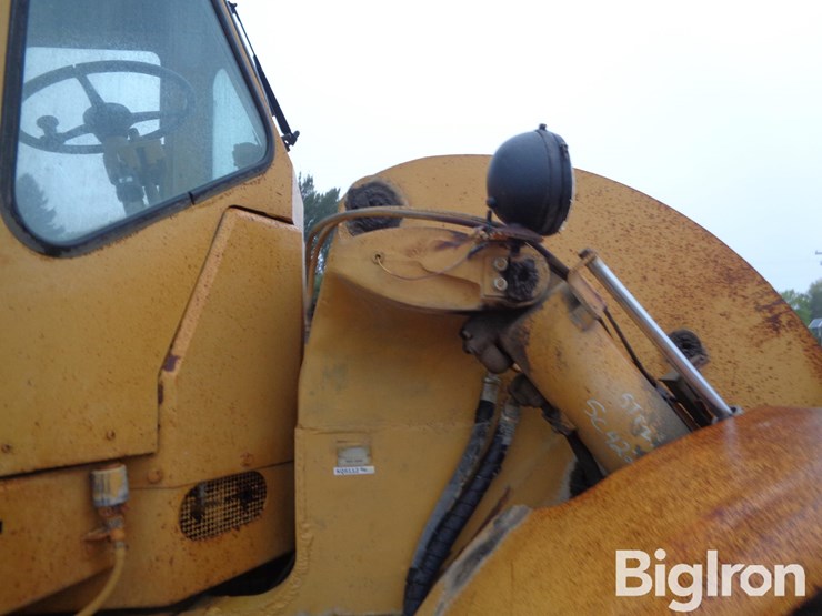 1974-caterpillar-950-image-18