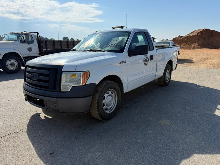 2010-ford-f150-image-1