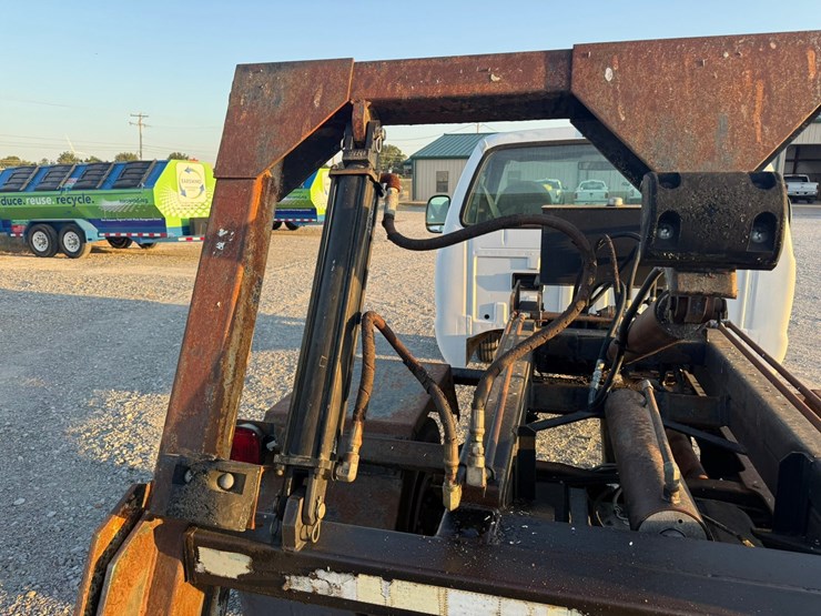 2002-ford-f450-image-27