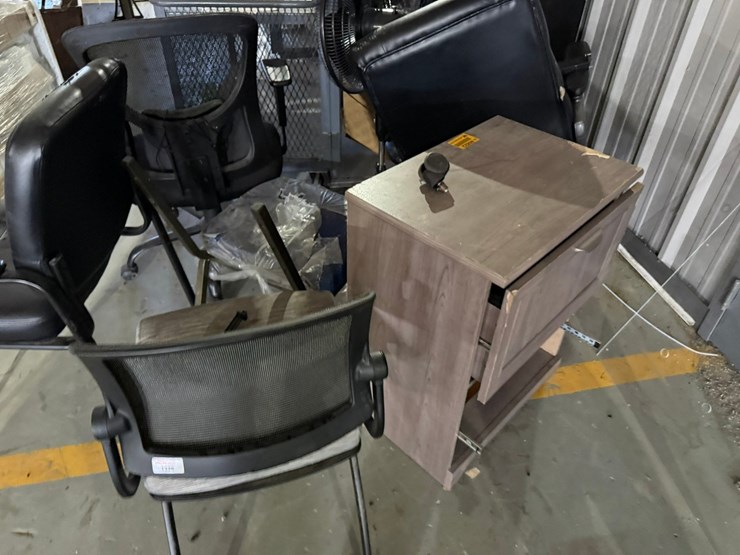 #46822-•-lot-of-chairs-&-shelf-inv#46822-image-5
