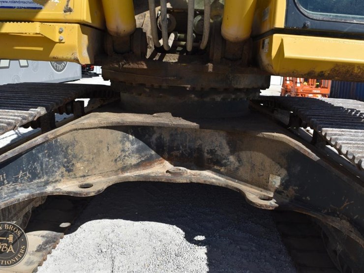 2019-komatsu-pc490-lc-11-image-31