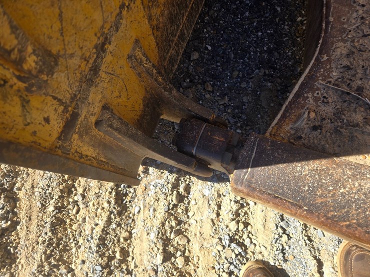 caterpillar-d6r-image-89