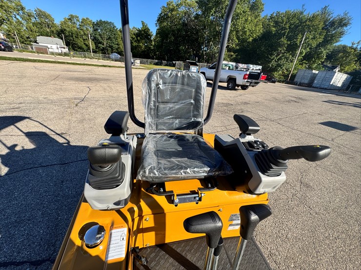 2026-unused-mx20r-mini-excavator-image-9