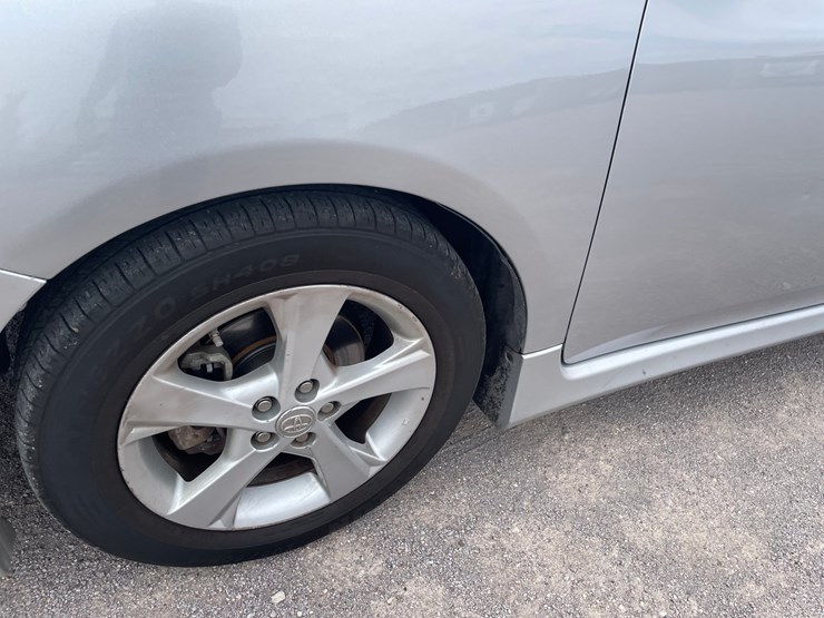 #2765-•-2011-toyota-corolla-(title-in-delay)-image-10