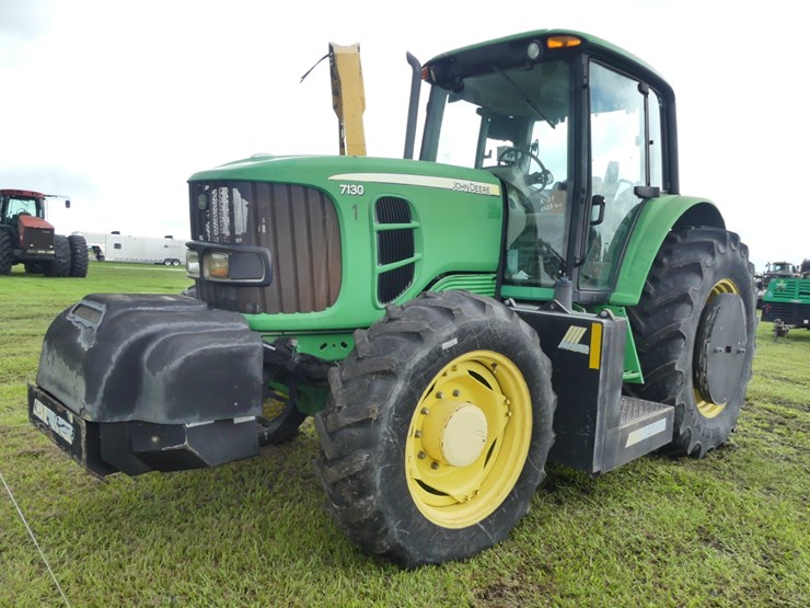 2010-john-deere-7130-image-1